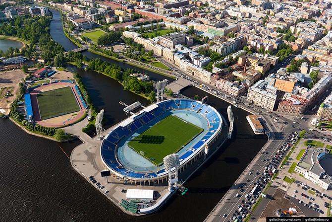 Стадион «Петровский». Является домашней ареной ФК «Зенит».