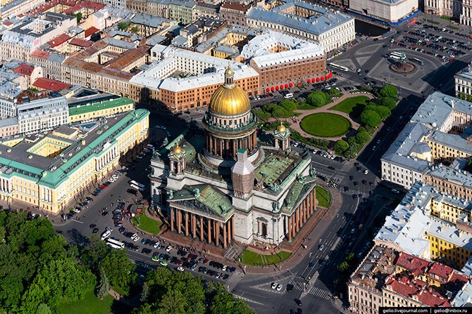 Исаакиевский собор — крупнейший православный храм Санкт-Петербурга. Высота храма по кончику шпиля 101,5 метров.