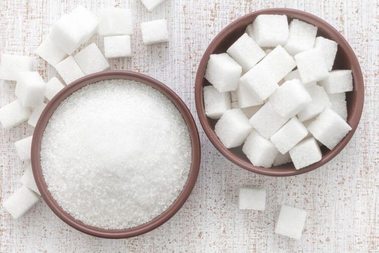 Старайтесь употреблять как можно меньше сахара