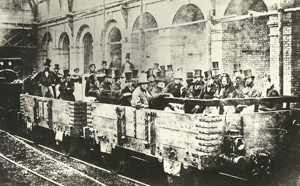 4. Первая поездка в лондонском метро, 1862 год