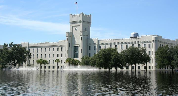 7. The Citadel — военный колледж в городе Чарлстон, Южная Каролина.