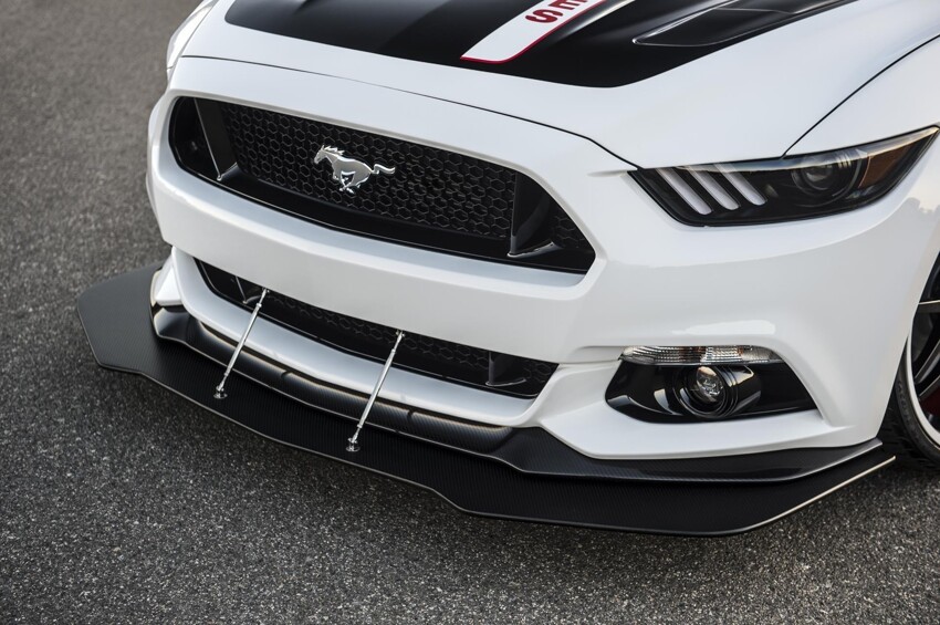 Ford Mustang в честь космической программы "Аполлон"