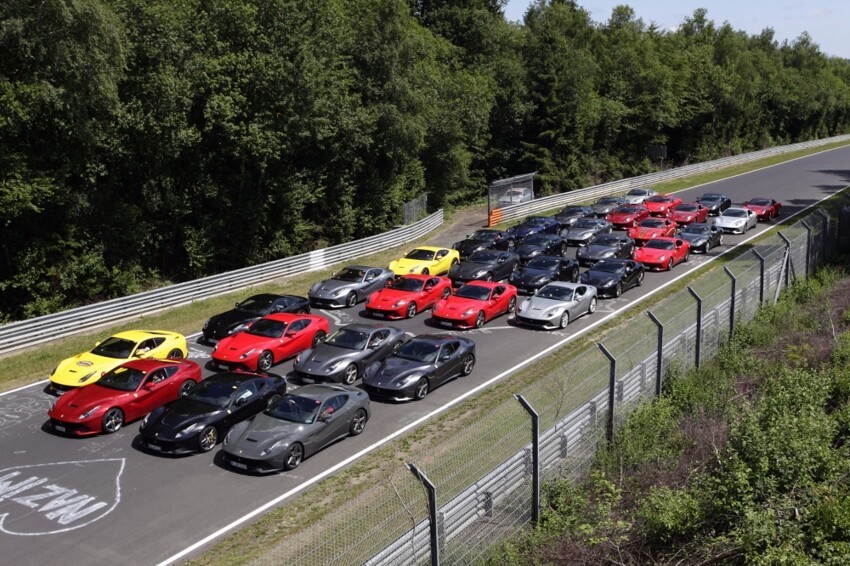 Рекордный слет Ferrari F12berlinetta на Нюрбургринге