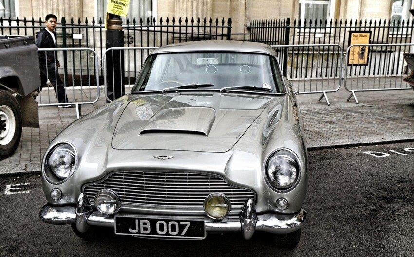 «Aston Martin DB5» годы выпуска: с 1963 по 1965