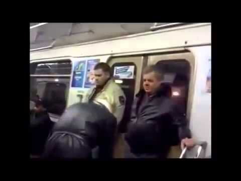 Неадекватные люди в метро 