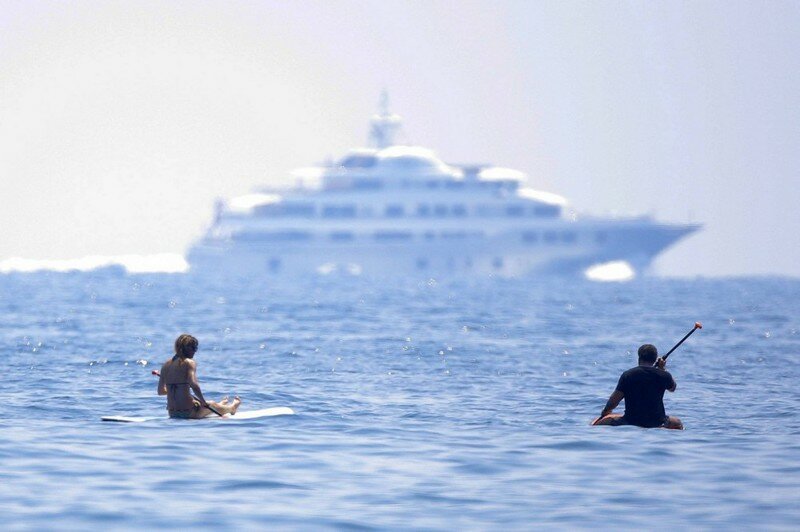 Сильвестр Сталлоне с семьей отдыхает на яхте
