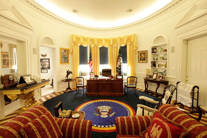Рабочий кабинет президента США