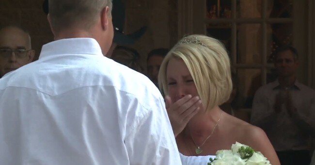Эта девушка думала, что выходит замуж за инвалида. Но то, что произошло на свадьбе, просто невероятно!