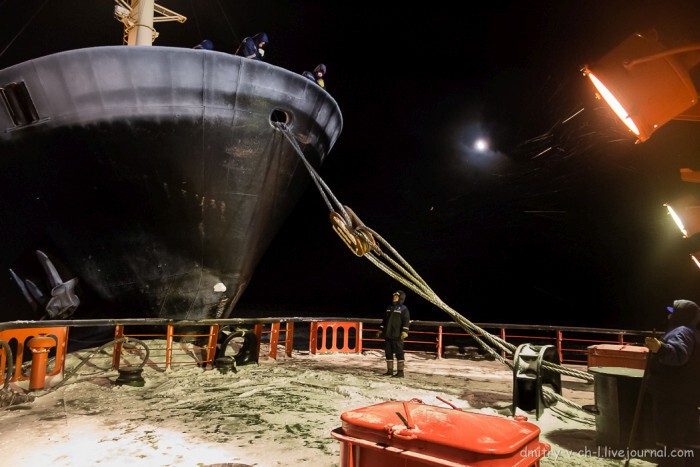 Зимнее судоходство в суровых условиях Арктики