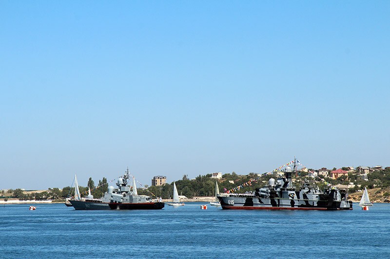 Севастополь отметил День ВМФ России