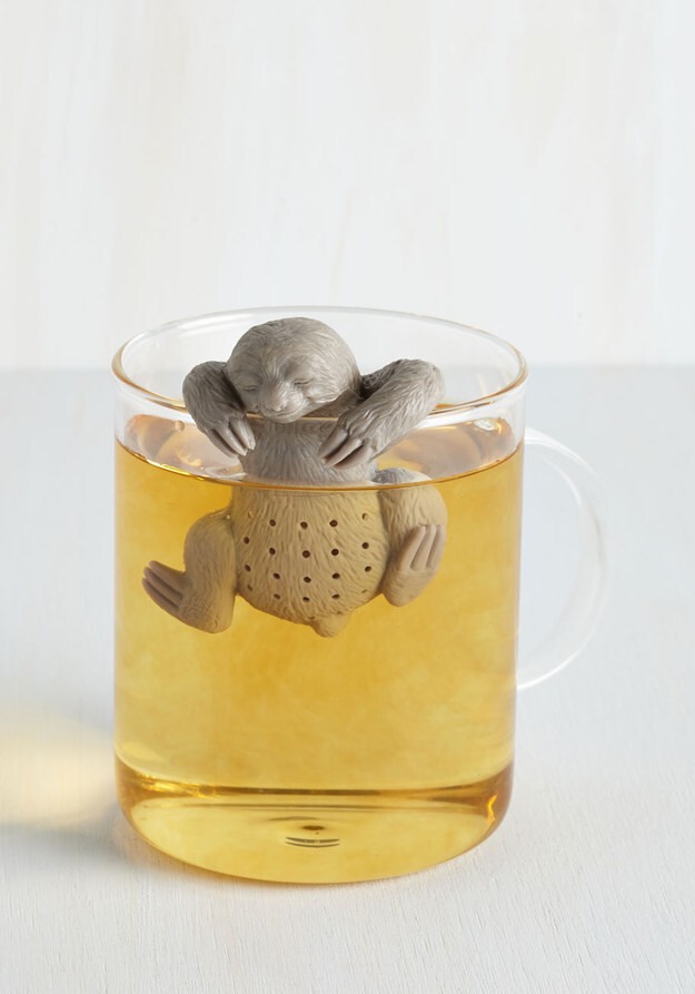 9. Ситечко для чая в виде ленивца