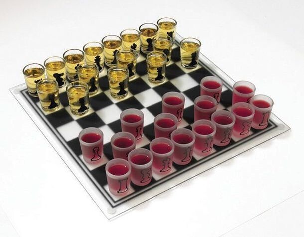 Пьяные шашки или шахматы