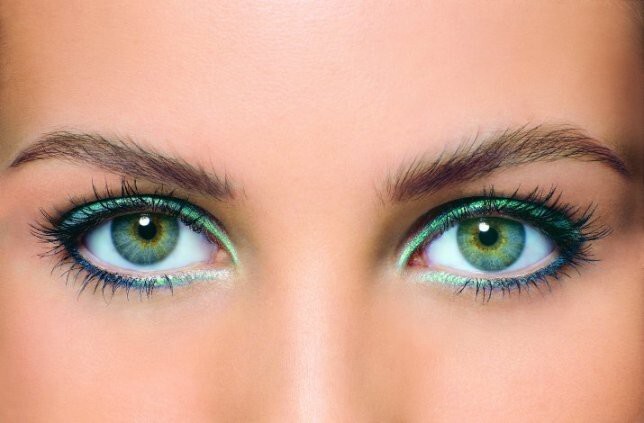 Зеленые глаза (янтарные, болотные)