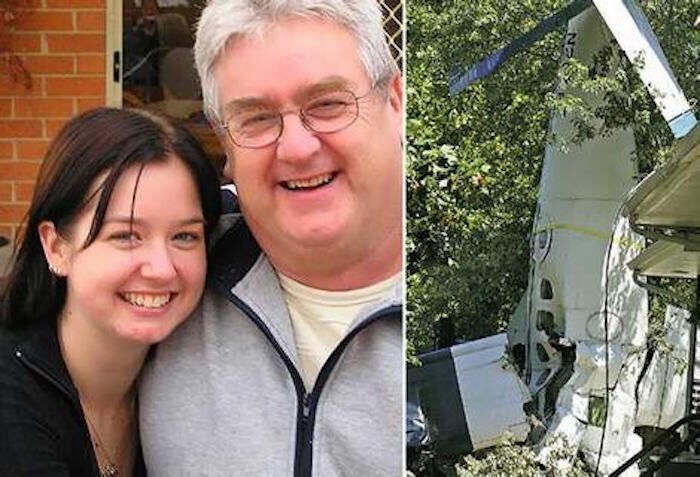 Кимберли Дир и её отец Билл незадолго до трагедии и то, что осталось от самолёта