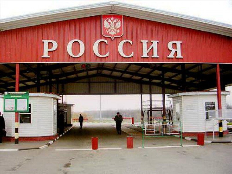 Украинцы бегут из своей страны.