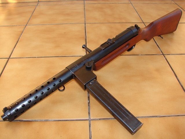 Пистолет-пулемет Schmeisser MP.28