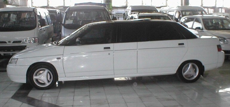 ВАЗ 21109 «Консул»: Lada-лимузин