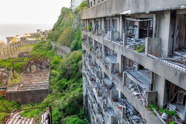10 самых ужасных заброшенных городов мира
