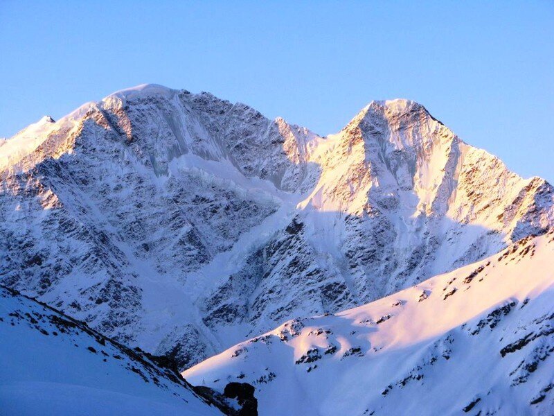 На Северном склоне Эльбруса пропали два человека