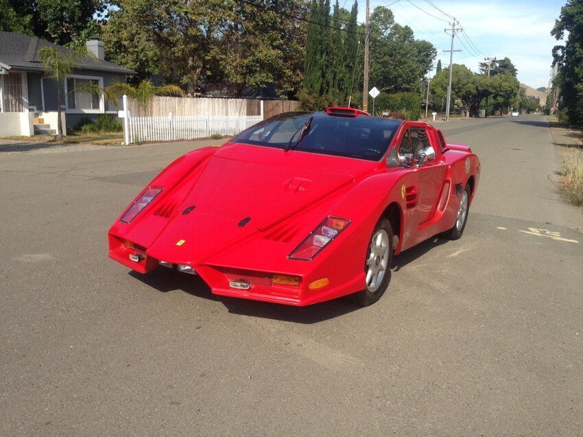 Ужасная реплика Ferrari Enzo 