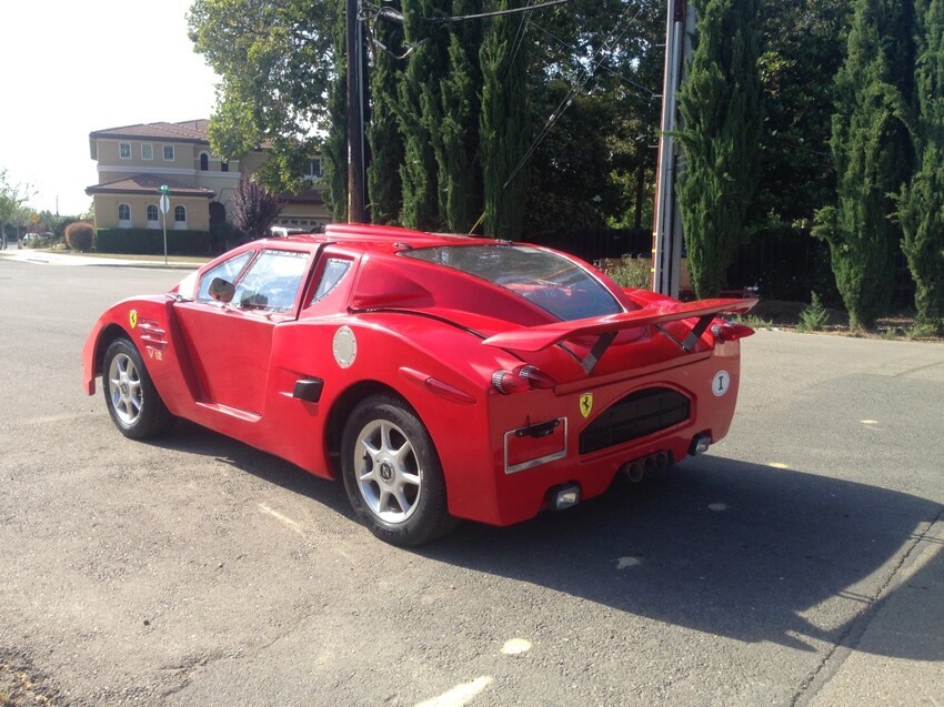 Ужасная реплика Ferrari Enzo 