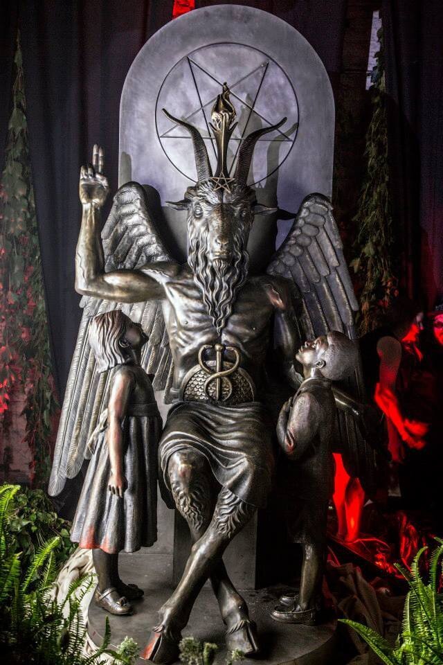 Статуя Сатаны. ЗА и ПРОТИВ
