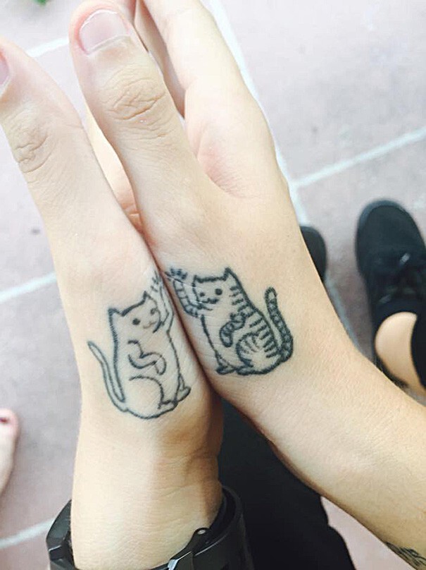 20 крутых минималистичных татуировок для любителей кошек