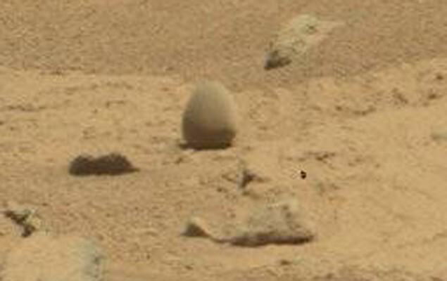 Странные объекты на поверхности Марса