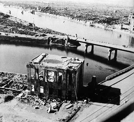 Хиросима и Нагасаки после взрыва