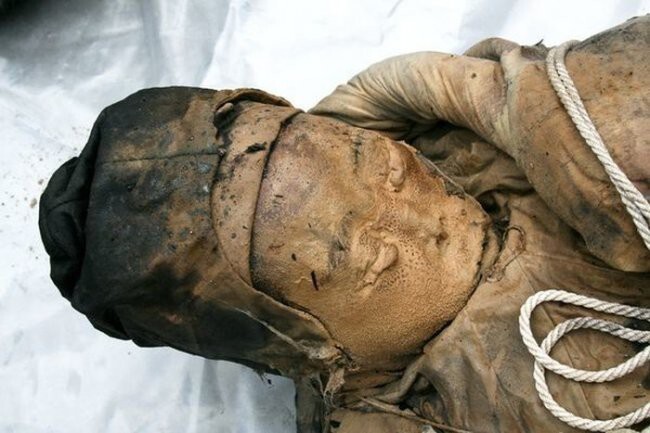 Древняя мумия