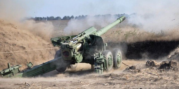 Украинская тяжелая артиллерия ударила по Горловке и Донецку