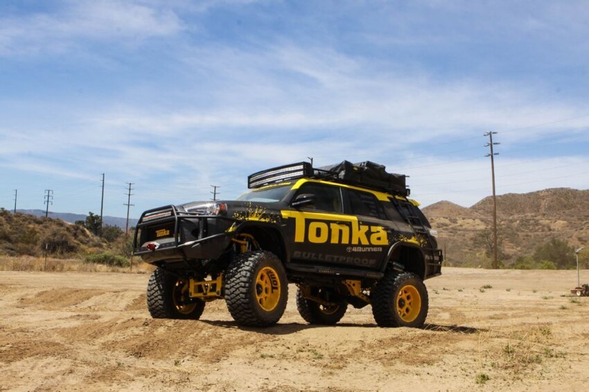 Toyota 4Runner от игрушечной компании Tonka