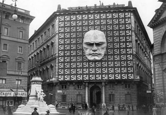 5. Штаб фашистской партии Бенито Муссолини в 1934 году