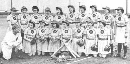 17. Rockford Peaches, одна из первых зарегистрированных команд Американской профессиональной женской бейсбольной лиги, основанной в 1943 году