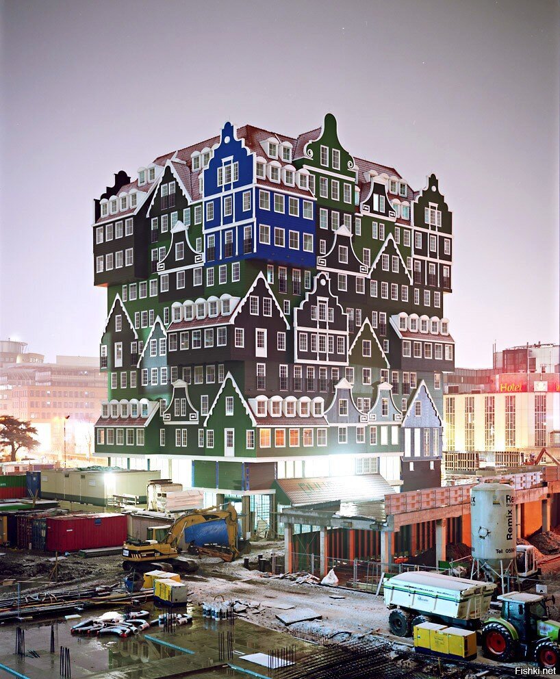 Отель в Амстердаме