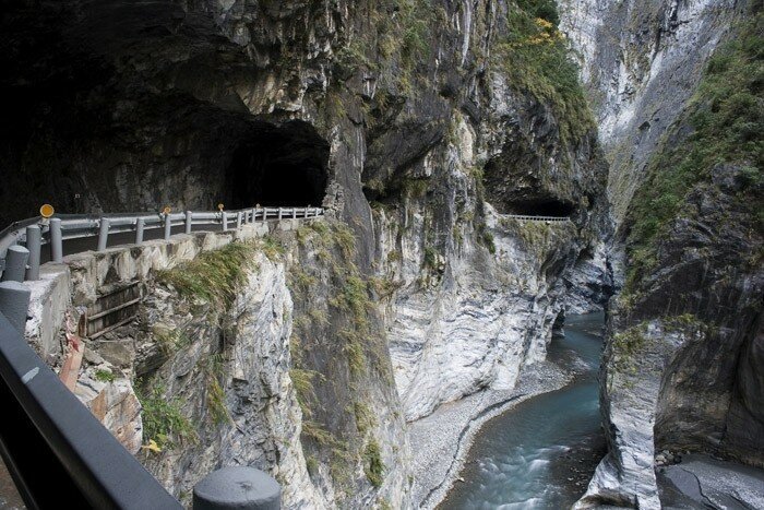 Дорога Taroko Gorge.