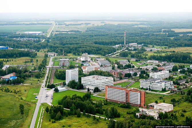 «Вектор» — один из крупнейших научных вирусологических и биотехнологических центров России.