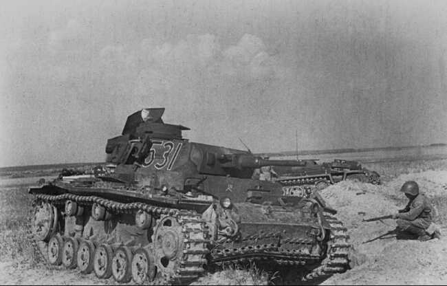 Разгромленные танки фашистов. 1941 г.