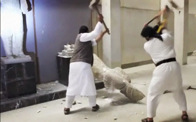 Боевики ИГИЛ громят музей древностей в иракском городе Мосул