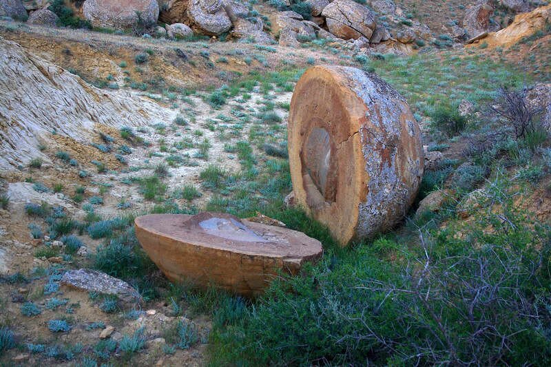 Удивительное по красоте и загадочное плато Устюрт