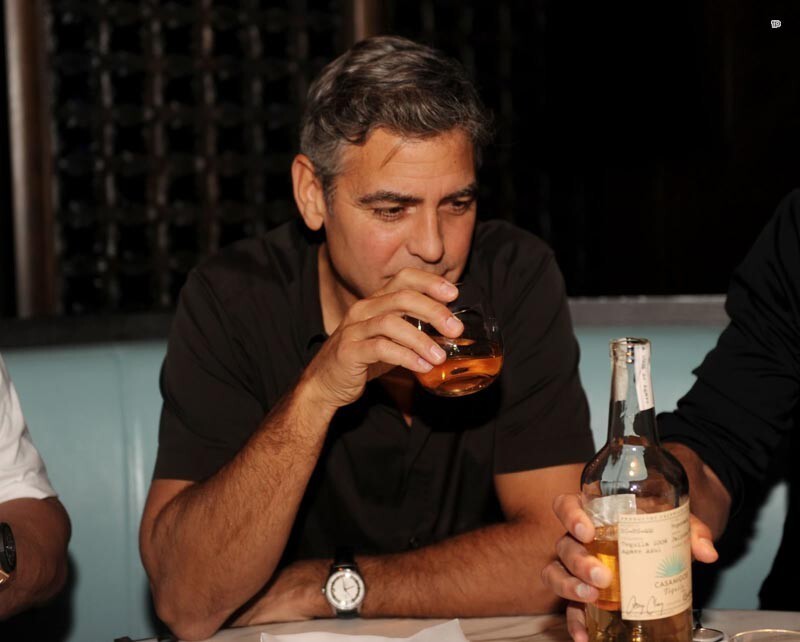 Джордж Клуни владеет своей собственной маркой текилы