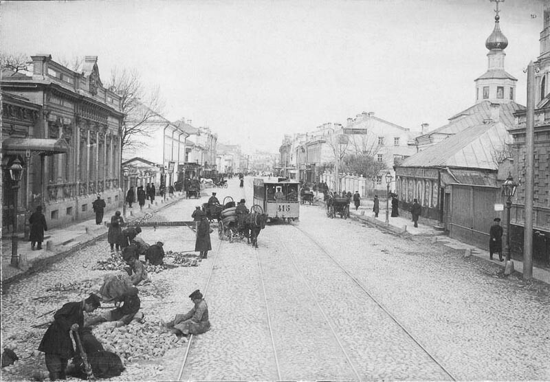 Мощение Арбата. Фото 1880 года