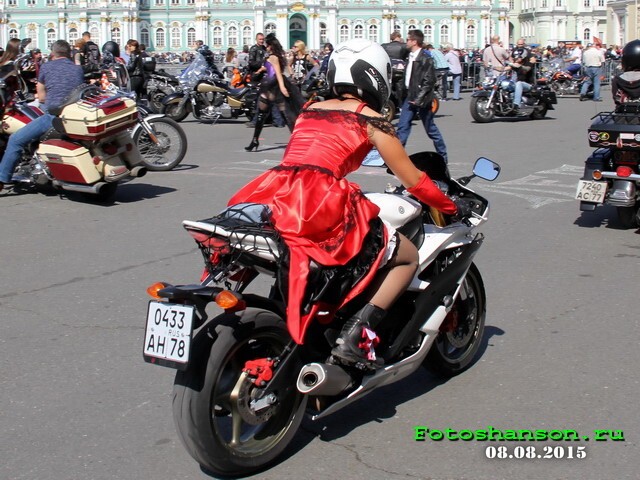 Чуть фото с Harley-Davidson. Санкт-Петербург 2015