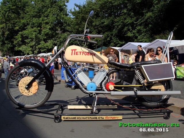 Чуть фото с Harley-Davidson. Санкт-Петербург 2015