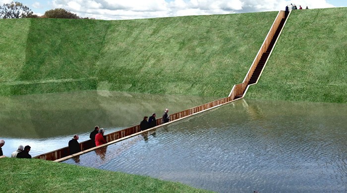 3. Moses Bridge - мост, рассекающий воду
