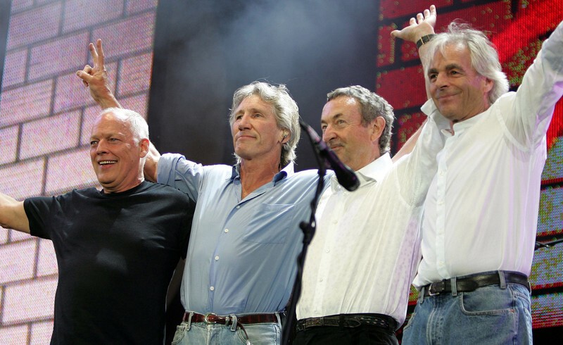 Дэвид Гилмор объявил о роспуске "Pink Floyd"