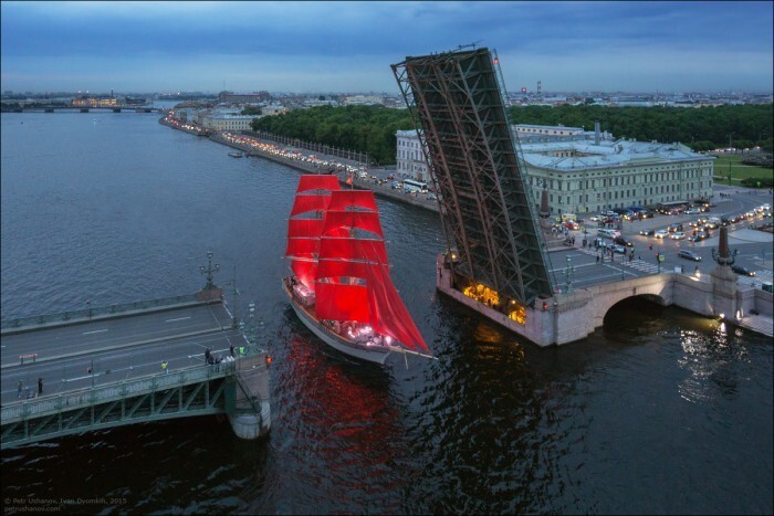 Алые паруса в Питере.