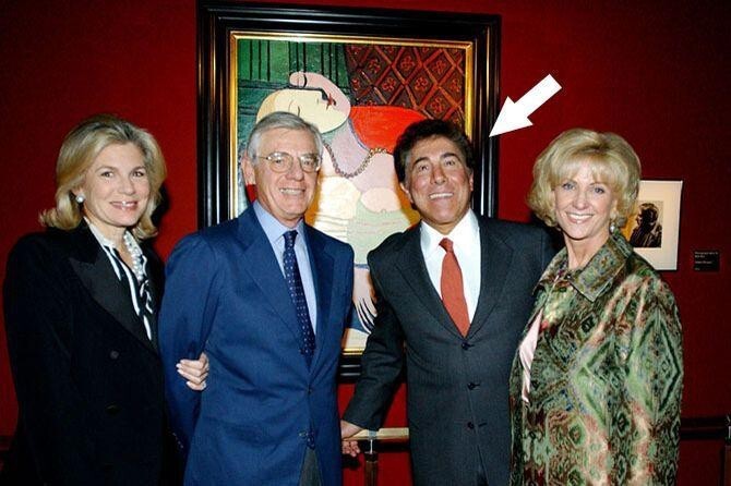 10. тив Уинн, владеющий казино в Лас-Вегасе, в 2006 году удачно договорился о продаже полотна работы Пикассо – «Сон». На радостях, оступившись, Стив локтем ударил по картине, прорвав в ней дыру. Сделка сорвалась.