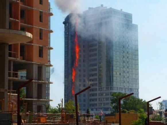 Пожар в Одессе. Сгорела высотка