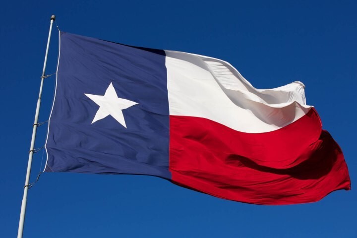 В выходные техасское движение Texas Nationalist Movement объявило в 31 городе штата акцию, целью которой является сбор 75 тысяч подписей, необходимых для поднятия перед местными избирателями весной следующего года вопроса об отделении от США